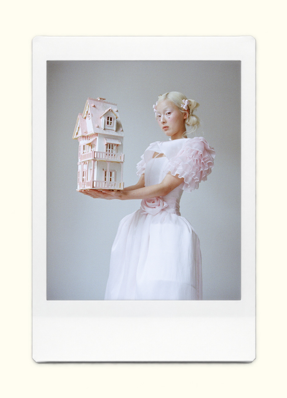 Look 12 from Puella Aeterna 2027
