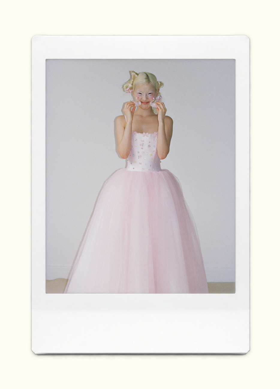 Look 15 from Puella Aeterna 2027